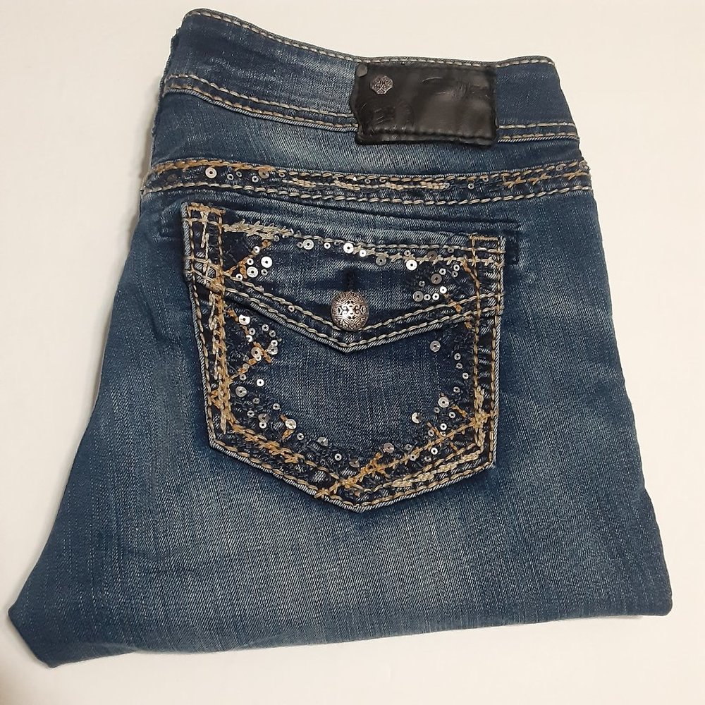Silver Women's Suki Mid Slim Boot Sequined Jeans in Size 29x33
